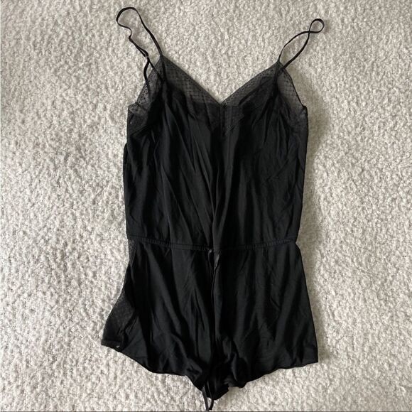 Victoria secret medium romper - Picture 1 of 8